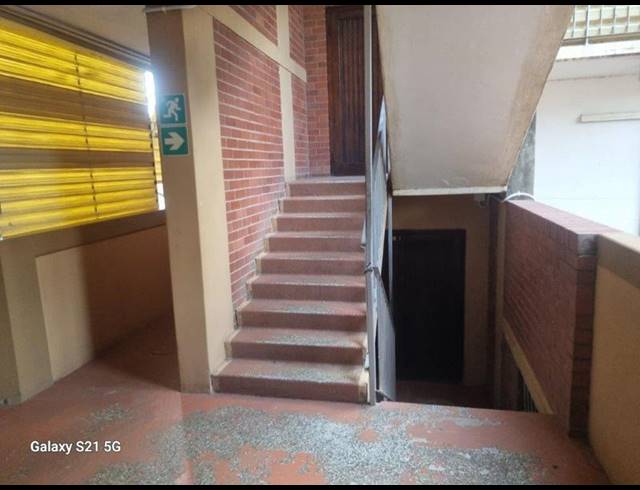 2 BEDROOM APARTMENT FOR SALE IN MALVERN